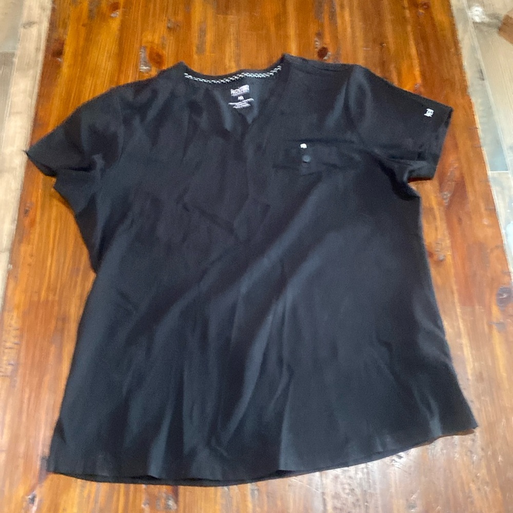 Koi 1 pocket tuck in scrub top